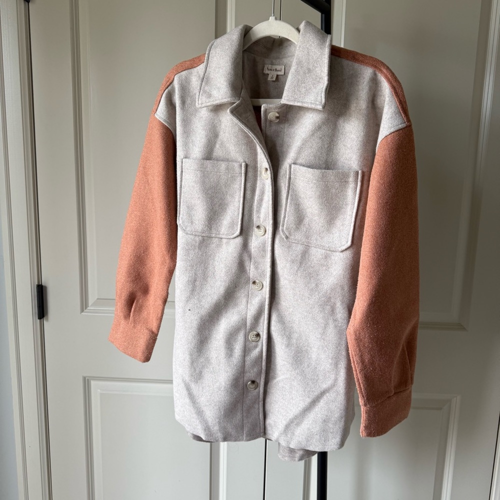 Hem & Thread Colorblock Shacket Small Oatmeal Rus… - image 1
